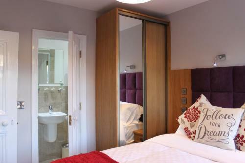 4 Bed House In Ballsbridge