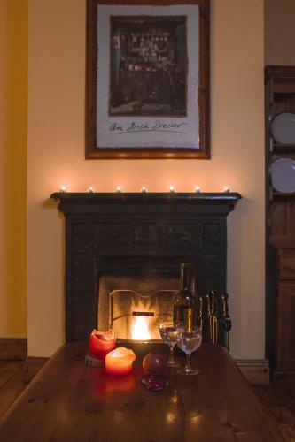 Old Killarney Cottages
