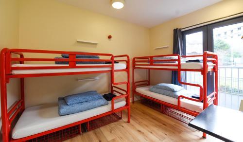 Snoozles Tourist Hostel