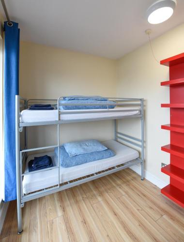 Snoozles Tourist Hostel