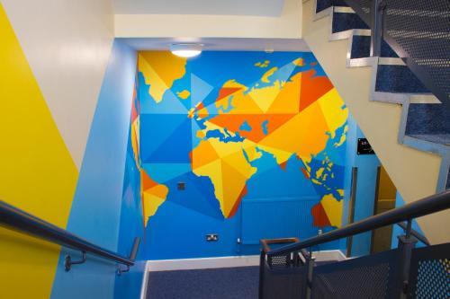 Snoozles Tourist Hostel