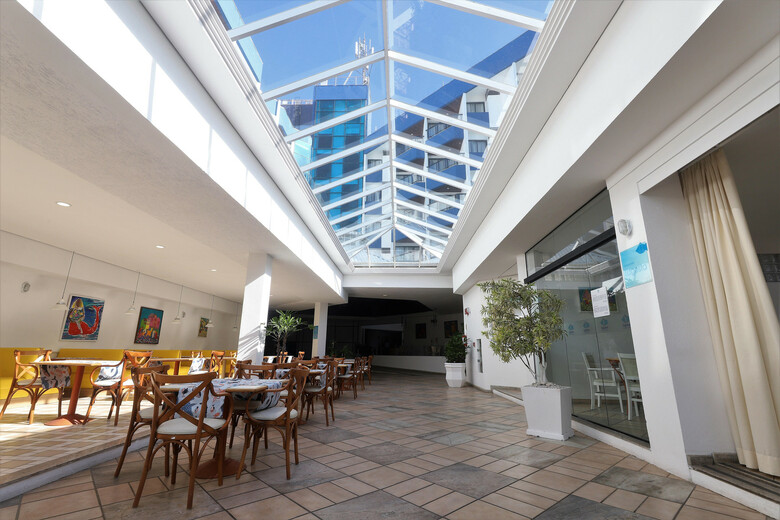 Ingleses Praia Hotel