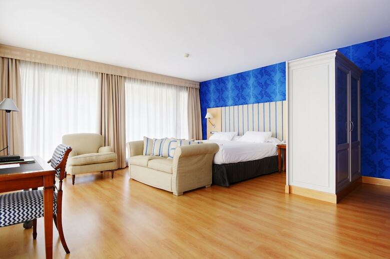 U Hotel Villa-gom�