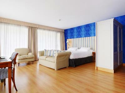 U Hotel Villa-gom�