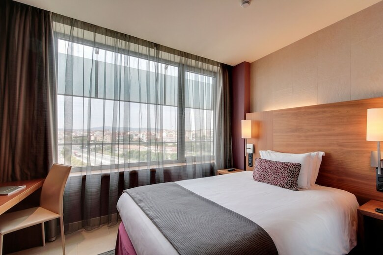 Hotel Badalona Tower