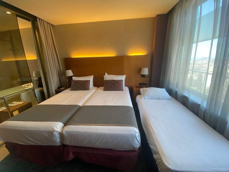 Hotel Badalona Tower