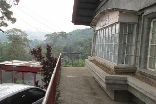 Carlos Residence