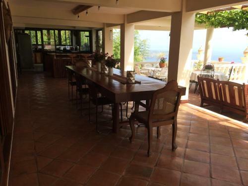 Agroturismo Ataalaya Farmhouse