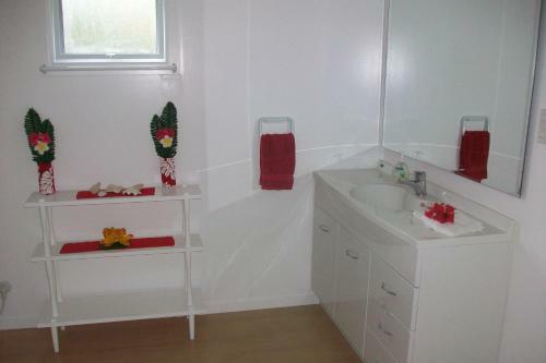 Vaiakura Holiday Homes
