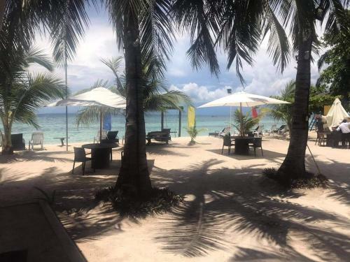 Bantayan Hut
