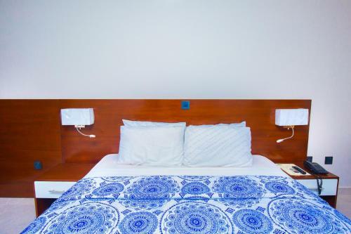 Monarch Hotel