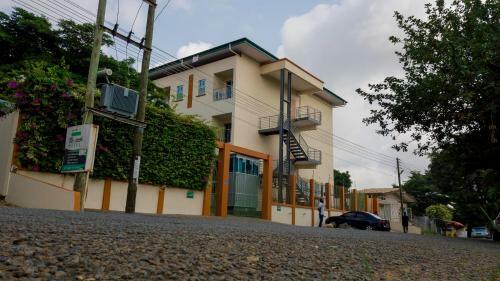 Monarch Hotel