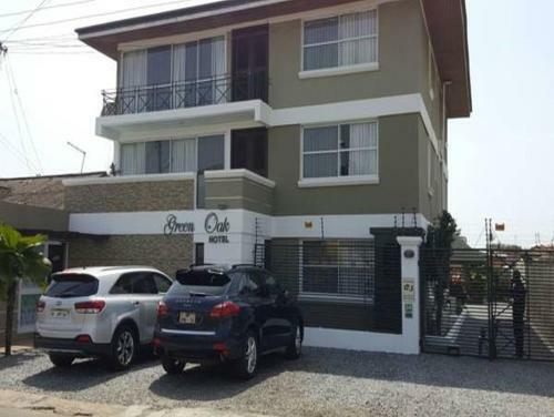 Green Oak Hotel