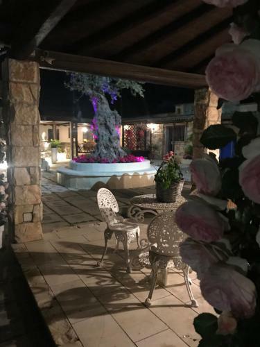 Mythos Holidays & Events