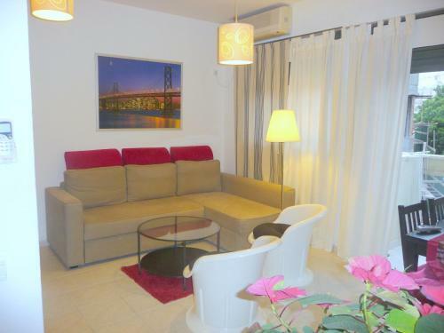 Elena Apartments