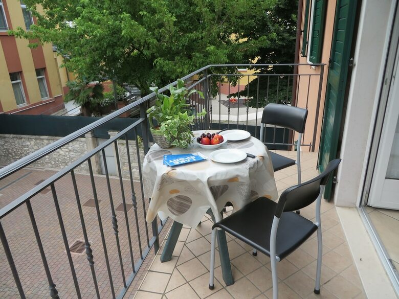 Bella Villa Apartments
