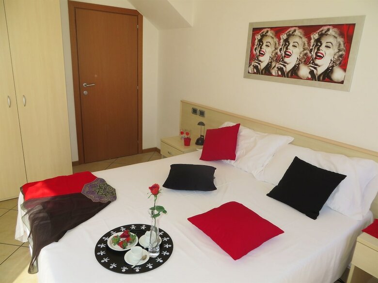 Bella Villa Apartments