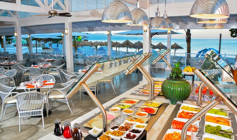 Hotel Royal Decameron Cornwall Beach - All Inclusive