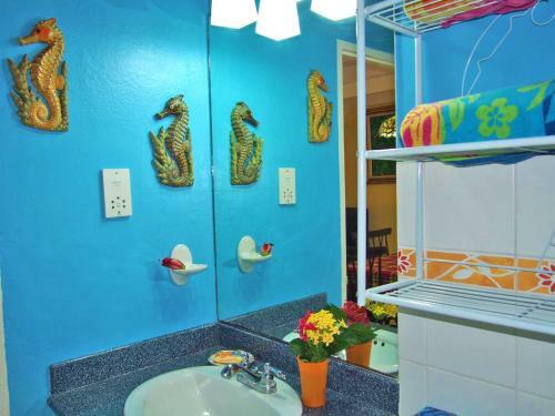 Apartamentos Chrisanns Beach Resort - Apt 9 The Paradise Suite