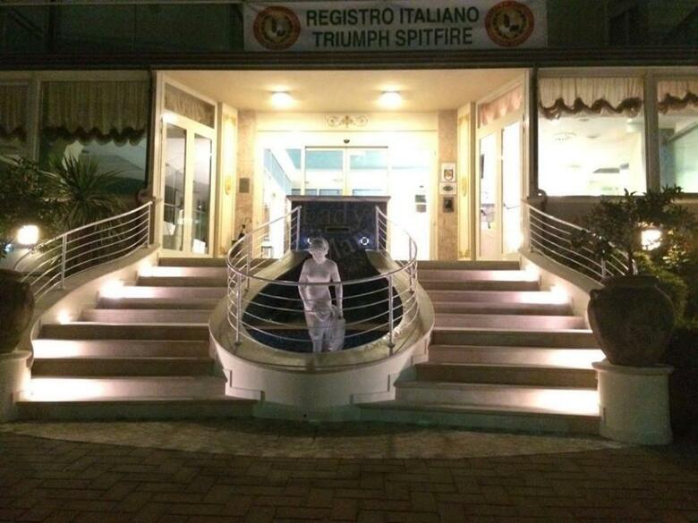 Hotel Lady Mary
