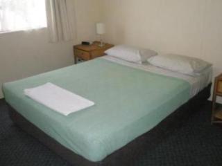 Tradewinds Mcleod Apartments