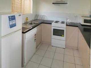 Tradewinds Mcleod Apartments