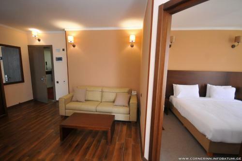 Hotel Corner Inn