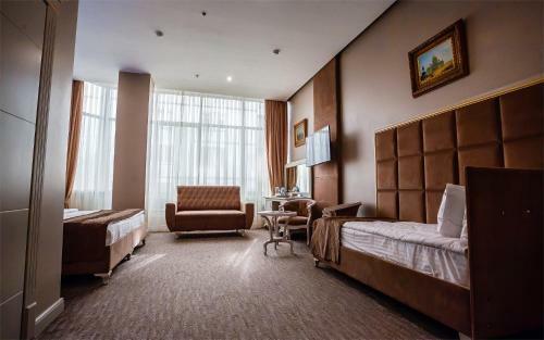 Grand Sapphire Hotel