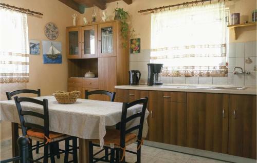 Two-bedroom Holiday Home In Areopoli