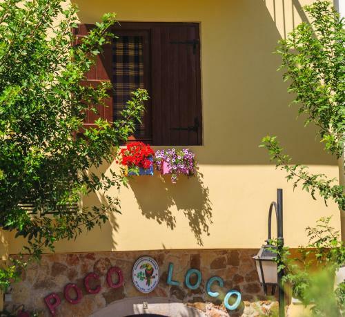 Bed & Breakfast Poco Loco Hotel