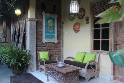 Samblung Mas House