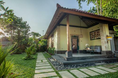 Koko Guesthouse And Homestay