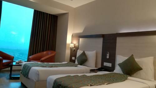 Hotel Hide Away Suites