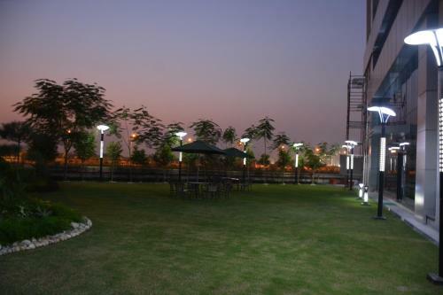 Hotel Hide Away Suites