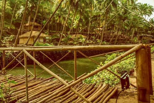 Hotel Krishna Paradise Beach Resort