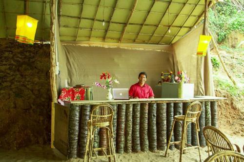 Hotel Krishna Paradise Beach Resort