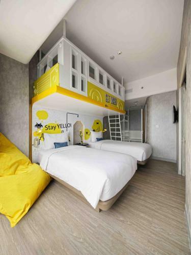 Yello Hotel Harmoni