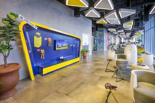 Yello Hotel Harmoni
