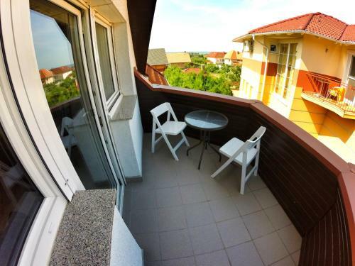 Hostal Balaton White House