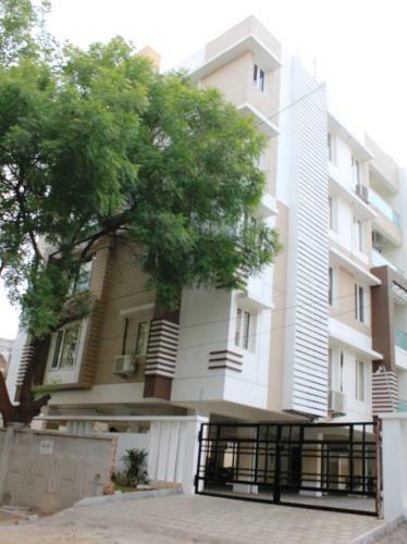 Skyla Serviced Apartments