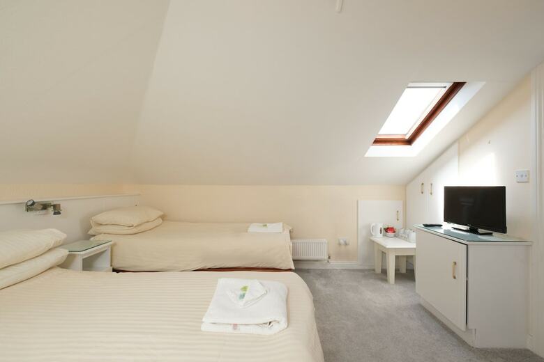 Four Seasons B&B
