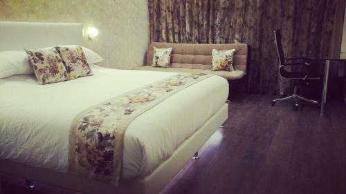 Hotel Grand Maple