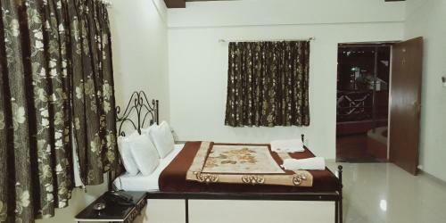 Hotel Arya