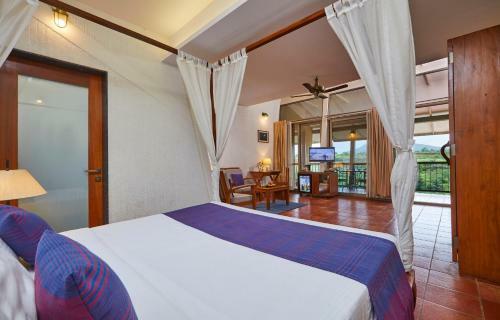 Hotel Grape County Eco Resorts