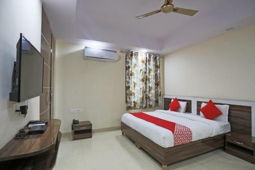 Hotel Rampal Palace