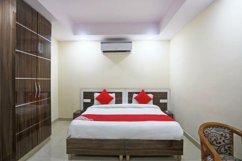 Hotel Rampal Palace