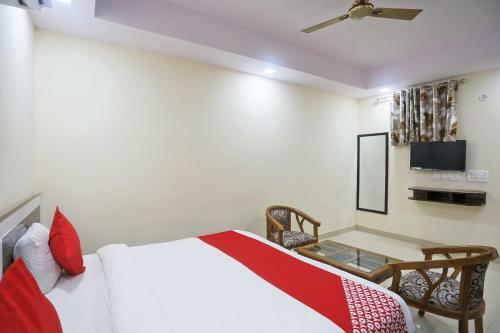 Hotel Rampal Palace
