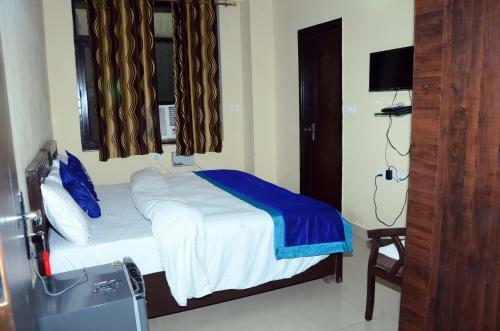 Hotel Rampal Palace