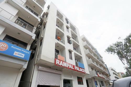 Hotel Rampal Palace