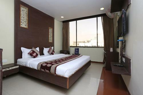Hotel Corbiz Tower